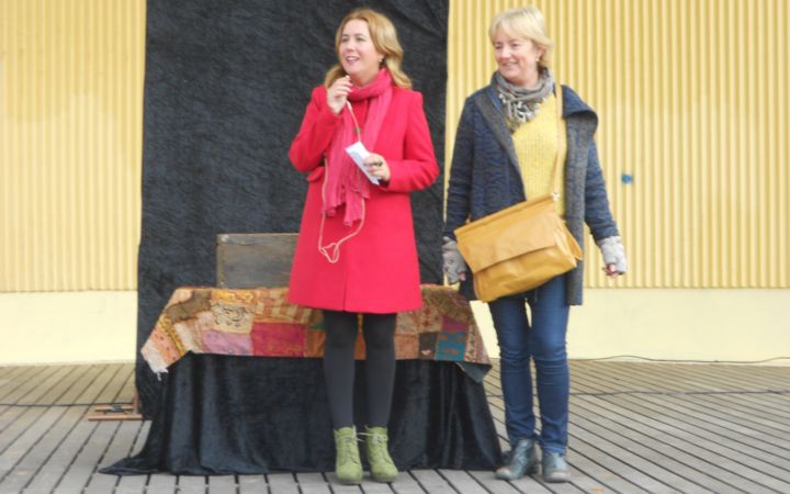 delegada inauguración feria libro