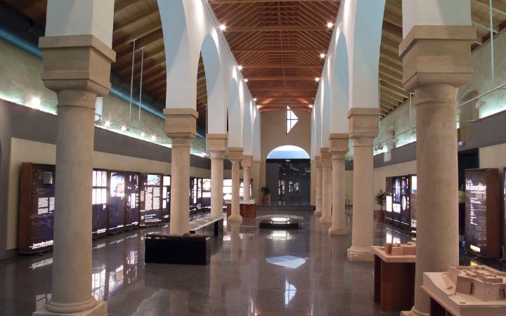 Sala Diego Ruiz Cortes Centro Cultural La Almona