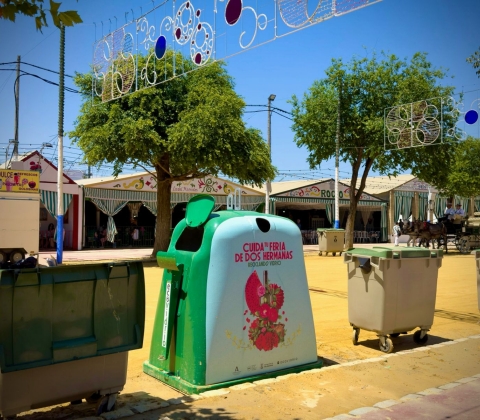 Imagen contenedor reciclaje vidrio feria 2025